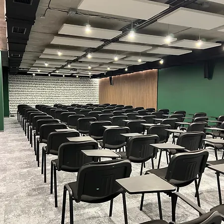 Lev Lifestyle - Maestro 4* Leópolis