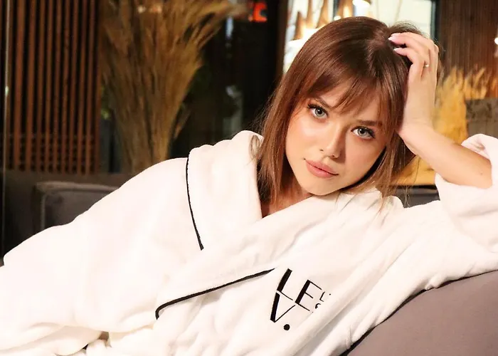 Lev Lifestyle - Maestro 4* Львов