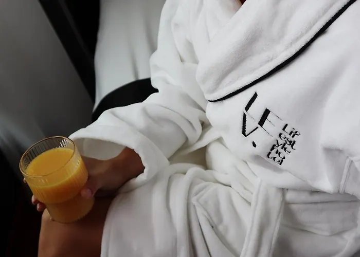 Lev Lifestyle - Maestro Hotell Lviv