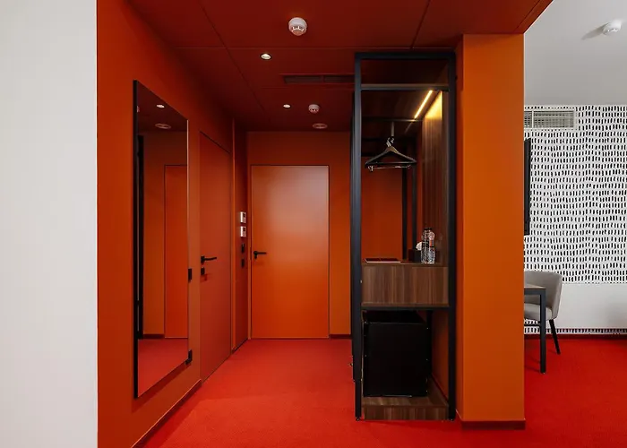 Lev Lifestyle - Maestro 利沃夫