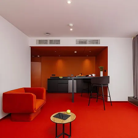 Lev Lifestyle - Maestro