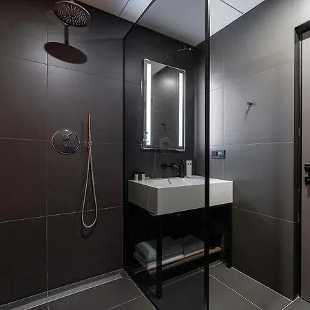 Lev Lifestyle - Maestro Lviv