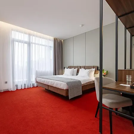 Lev Lifestyle - Maestro Szálloda 4*