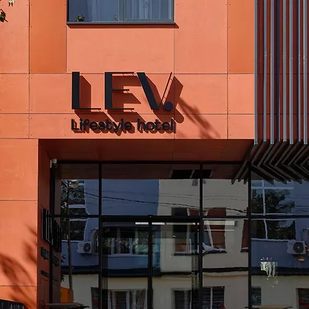 Lev Lifestyle - Maestro Lviv