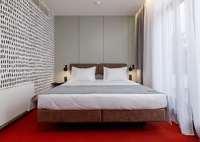 Lev Lifestyle - Maestro Hotel Lviv